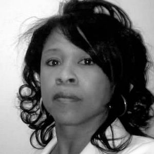 Meet your Posher, Ora